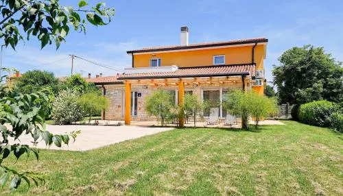 Casa Dorjana