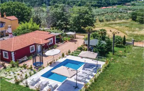 Cozy Home In Novigrad With Wifi