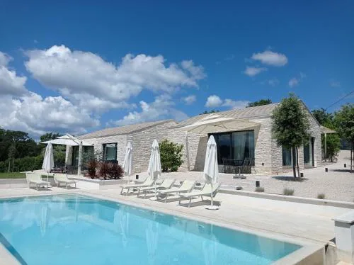 Terra Histria - Boutique Stone House