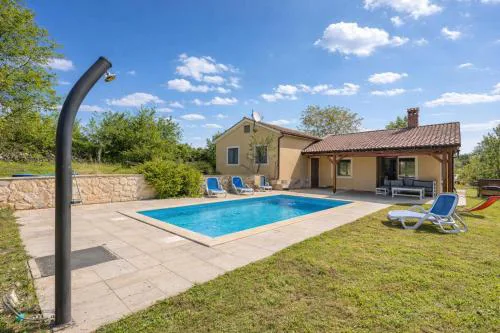 Villa Simac With Pool and Whirlpool - Happy Rentals
