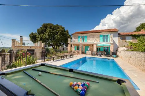 Lovely House Kristina with a pool