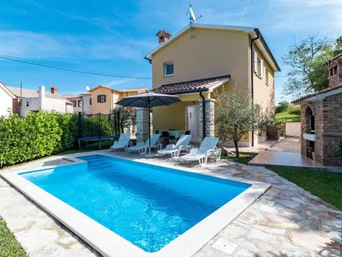 Holiday Home Antoni by Interhome