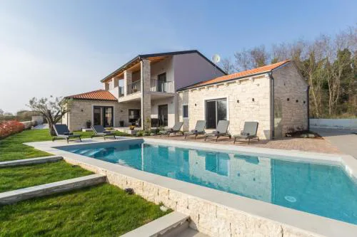 Villa Harmony for 8 people in Central Istria with 50 m2 private pool and sea view