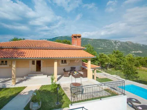 Holiday Home Villa Palachina Antishova by Interhome