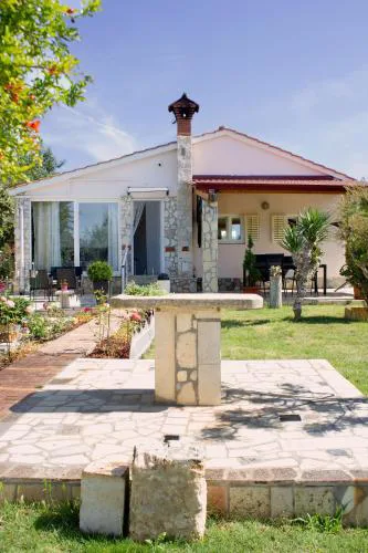 Holiday home ELI