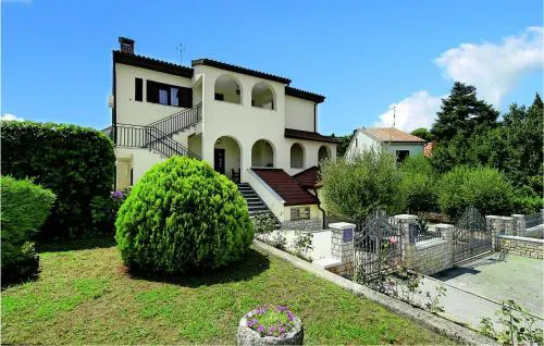 Apartment A,santica I