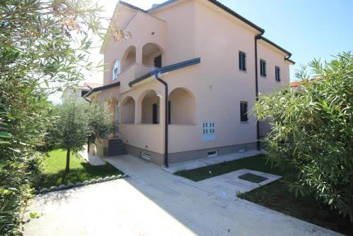 Apartment Iko One