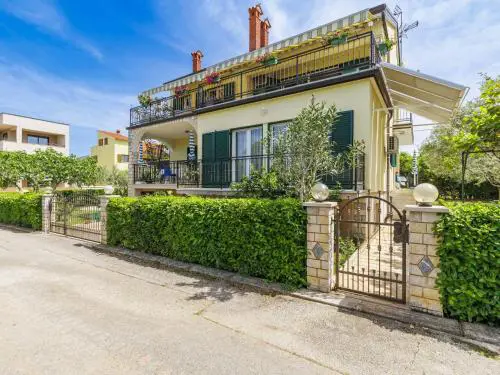 Apartment Jenny-2 by Interhome