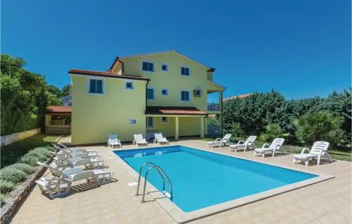 Apartment Mugeba Ii
