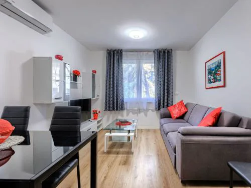 Apartment Poreč Center Sea by Interhome