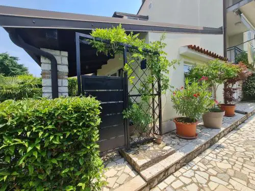 Apartments Erna Porec