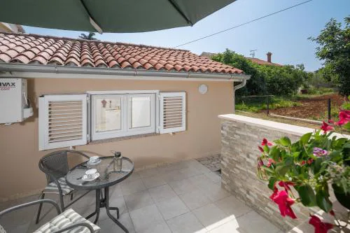 Guest House Ravnić
