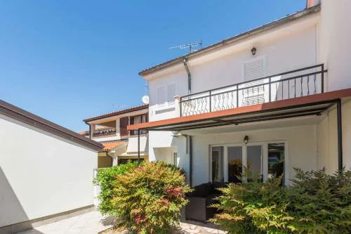Holiday home in Porec/Istrien 9918