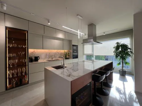 Maneo Lux