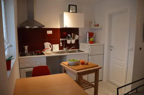 NEW studio LOVE in center of Porec