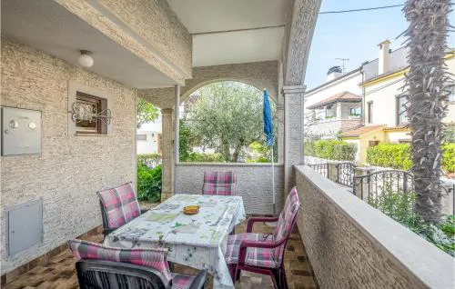 Nice Apartment In Porec With Wifi