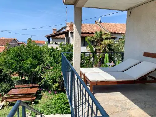 Poreč SUNNY Apartment with large balcony by Villa Mihaela