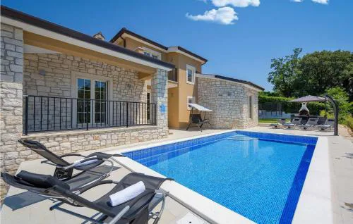 Villa Simic