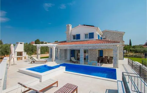 Villa Torre Iii