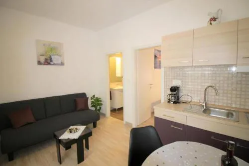 Zentrale, Strandnahe Ferienwohnung Noemi