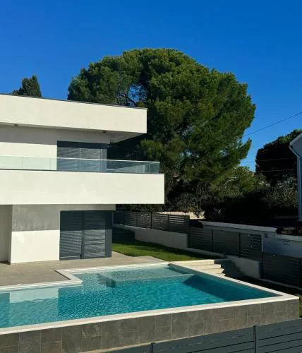 Villa Victoria