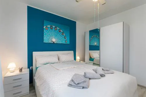 Two-bedroom app 'Castegner' with garden & free parking