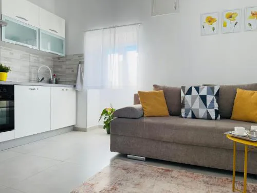 Apartment Erika - for 2 near the beach