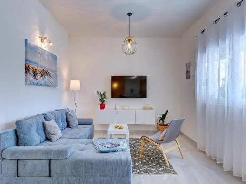 Spacious home with private terrace and garden