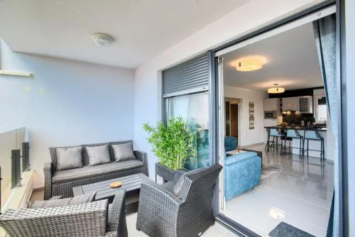 Apartment N