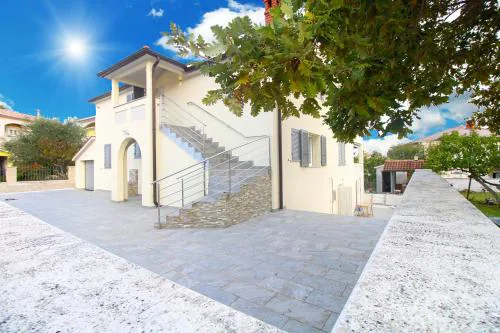 Apartment Oliva 2211