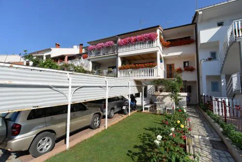 Apartments Aleksandra 43