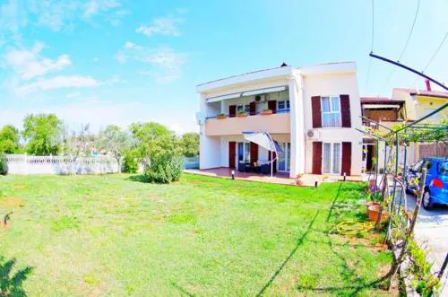 Apartments Hrga