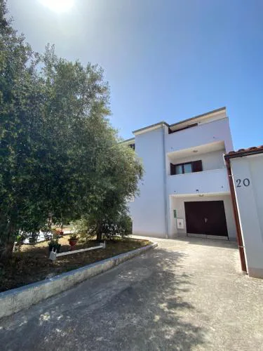 Apartments Lungomare Pula