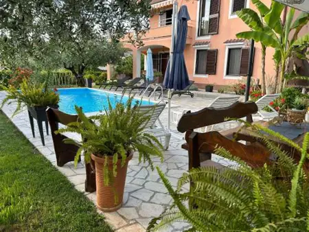 Apartments Mandić
