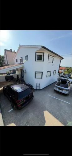 Apartments Stinjan