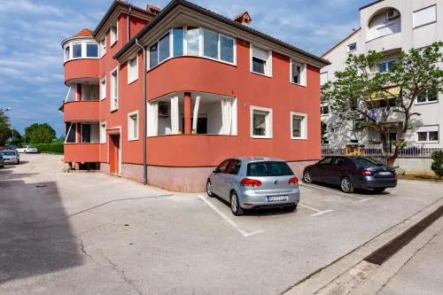 Apartments with a parking space Pula - 19628