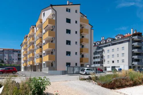 Apartments with a parking space Pula - 23290