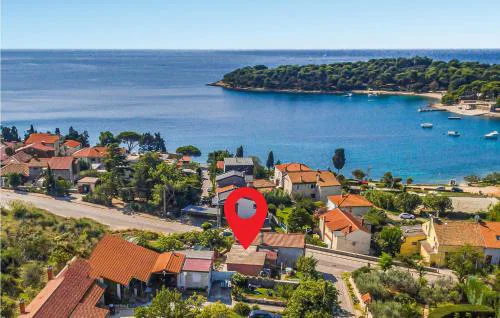 Awesome Home In Pula With Kitchen