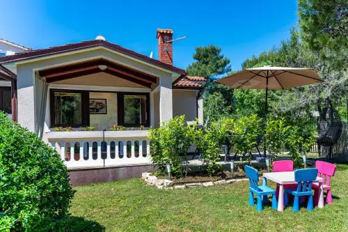 Casa Arti in Pula - Haus für 2-4 Personen
