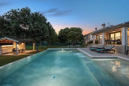 Charming villa Monte Uliveto with private pool in Pula