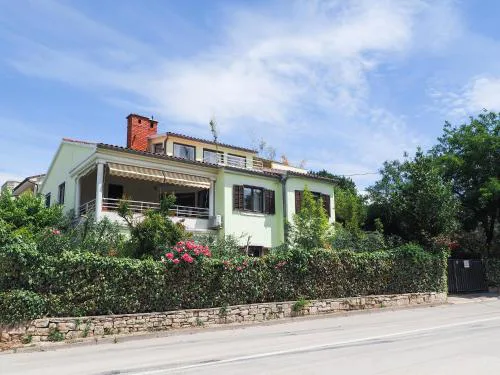 Dea Apartments