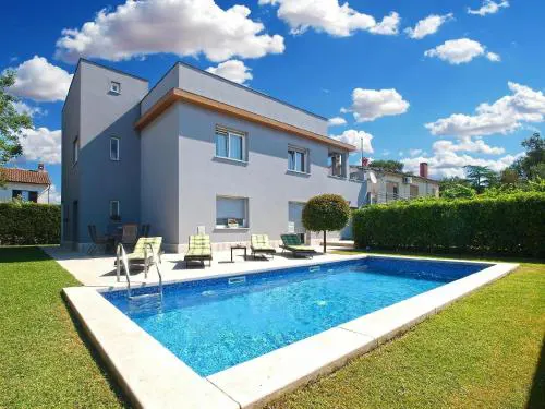 Ferienhaus mit Privatpool für 8 Personen ca 150 qm in Pula-Fondole, Istrien Istrische Riviera