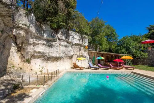 Holiday House Cave Romana
