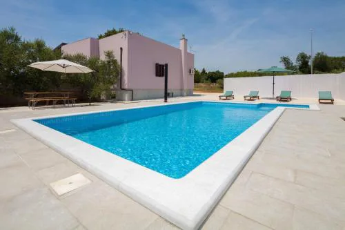 Holiday House Fontanele