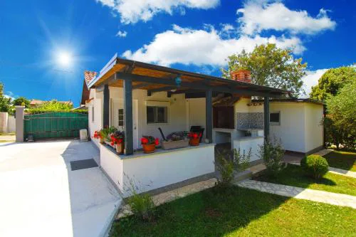 House Ankica 1818