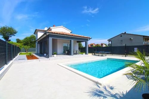 House Sanja 2278
