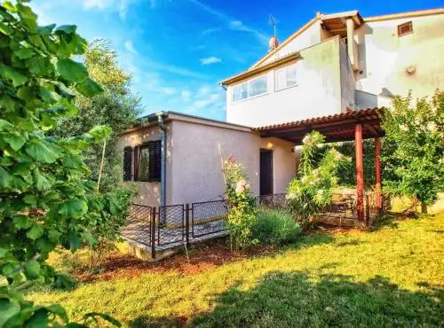 House Snjezana 1379