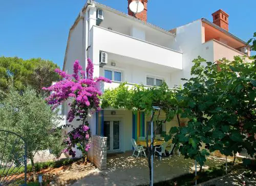 House Vinkuran 1823