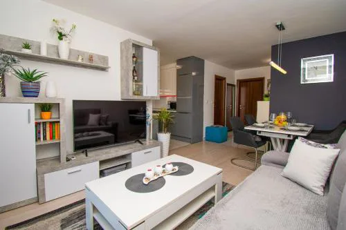 Modern Apartment Luka in Pula