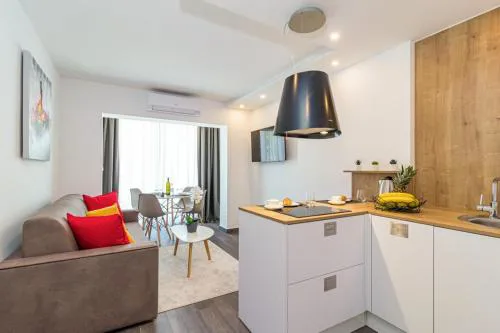 N&G New Apartment Stoja beach